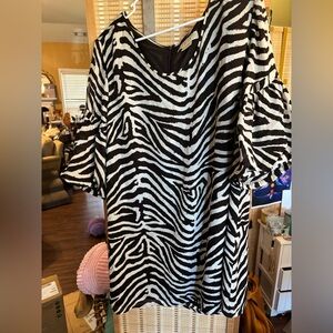 Michael Kors size 2x animal print tunic